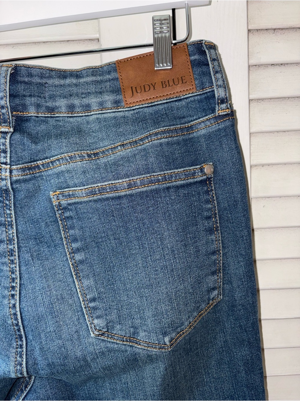 Judy Blue High Waist Tummy Control Double Button Flare Jeans 11/30 - Picture 4 of 8